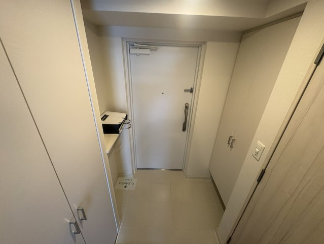 コンフォリア江坂広芝町の玄関