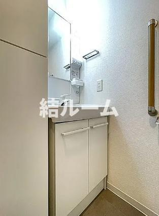 板橋区大山金井町の賃貸マンションの独立洗面台