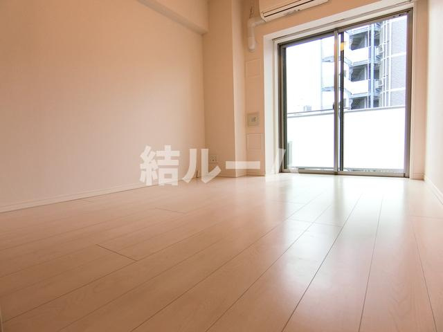 北区赤羽１丁目の賃貸マンションの居間・リビング
