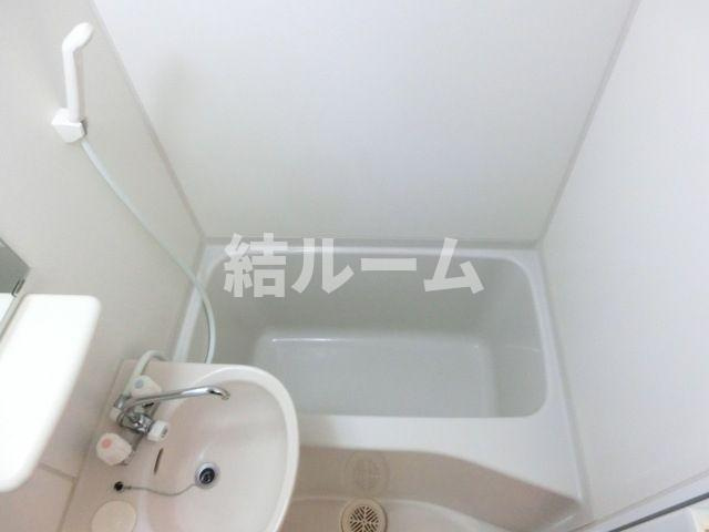 中野区大和町２丁目の賃貸マンションの浴室