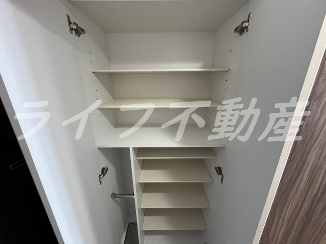 アドバンス大阪メルディアの収納|たっぷりとした収納スペースです