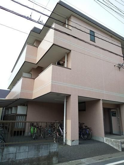 シャルマン草加Ⅱの外観