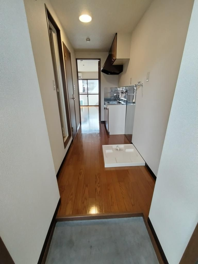 シャルマン草加Ⅱの玄関