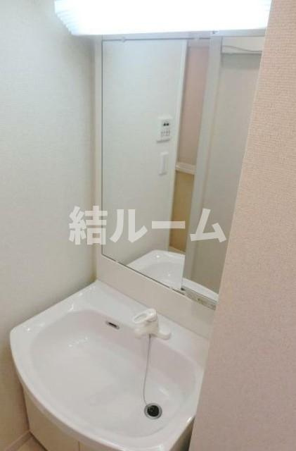 北区中里３丁目の賃貸マンションの洗面所