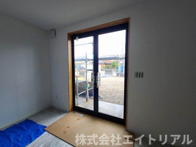 安城市桜井町桜井　新築　貸店舗・事務所の内装