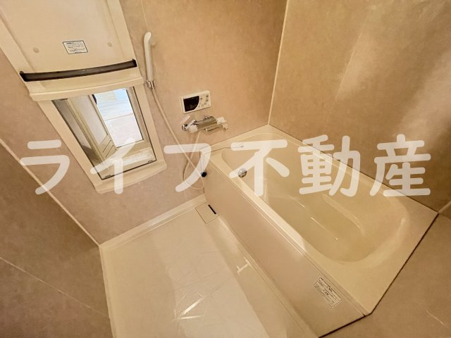 ラフィーネ今里の浴室|日々の疲れを癒すお風呂付です