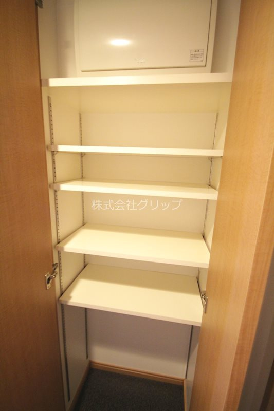 プレール・ドゥーク横浜WESTの収納