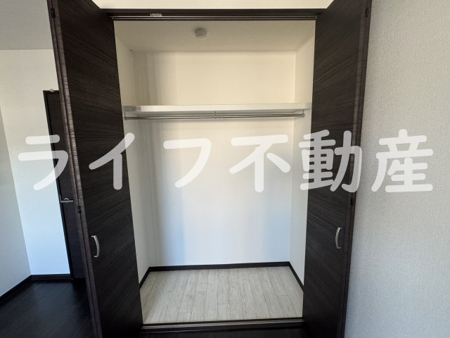 ミワパラディ荒本西の収納|大きなものも収納できそうです