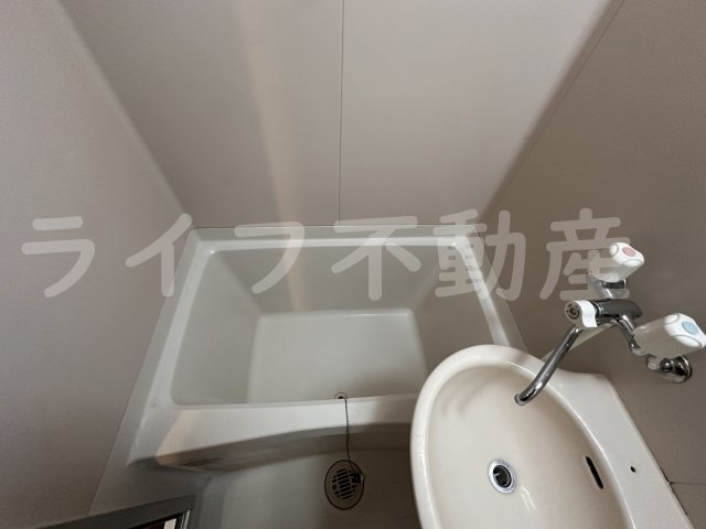エムロード玉造の浴室