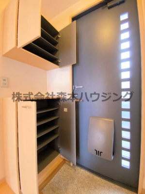 【収納】 | 　シャーメゾン岡山B棟 | シューズボックスついてます
