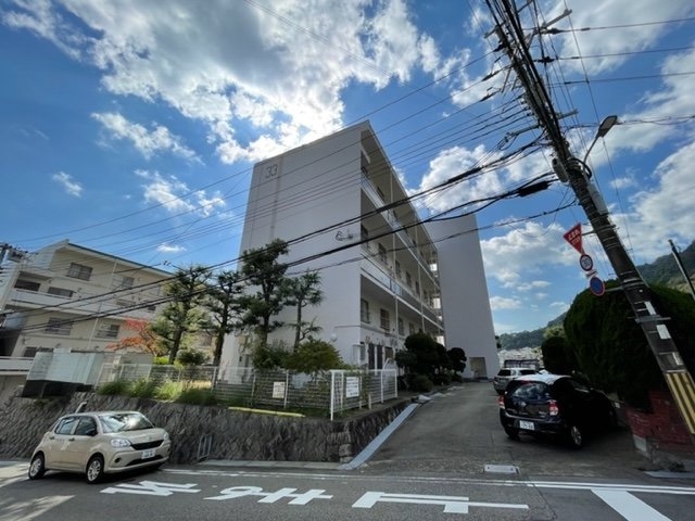 神戸市灘区鶴甲３丁目の賃貸マンション