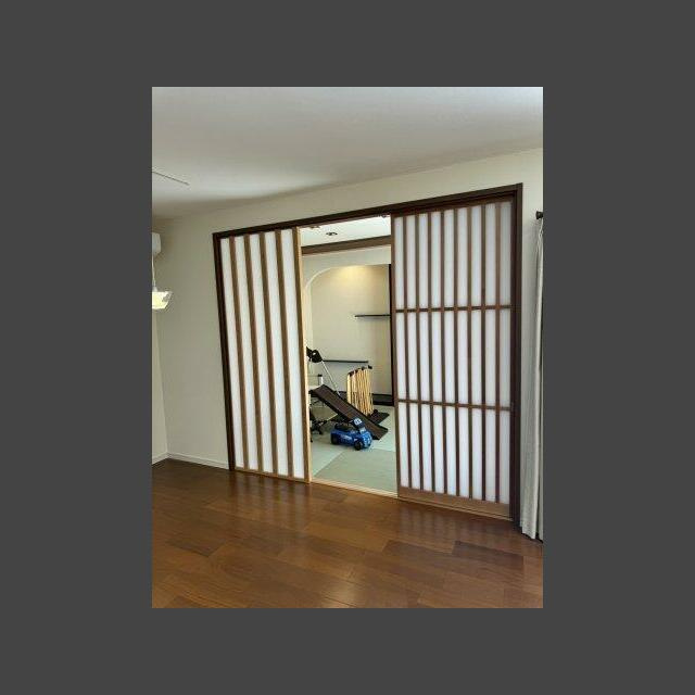 神戸市東灘区森北町６丁目の一戸建ての居間・リビング