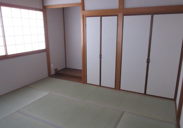 芦屋市竹園町の一戸建ての居間・リビング