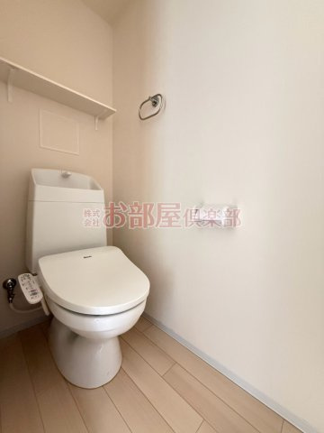 Manaのトイレ|落ち着いた色調のトイレです