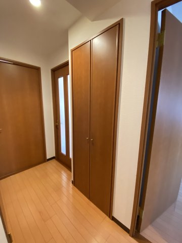 ジャルダン新栄の収納|便利なローカ収納です