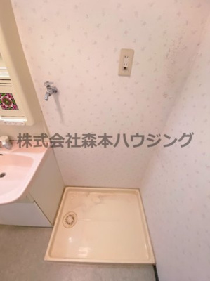 【設備】 | 　ラ・コンコルド | 室内洗濯機置き場です