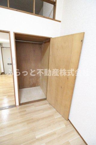 アーバンハイツⅢの玄関|ゆったりとした玄関です