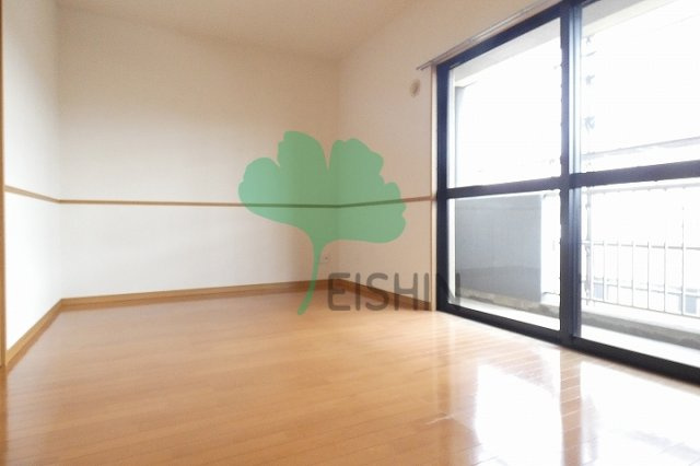 ラフォレルアンテンヌの寝室|寝室です。