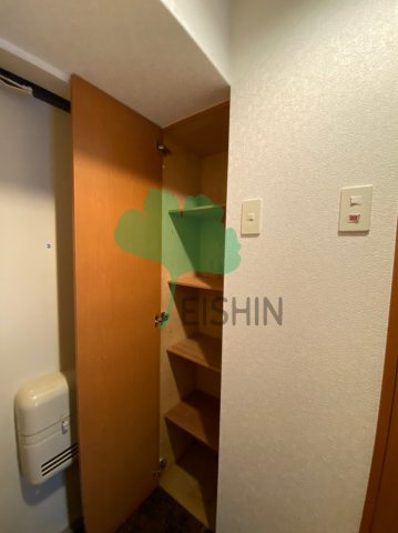リファレンスリバーサイドの玄関|下駄箱もしっかりついてます！
