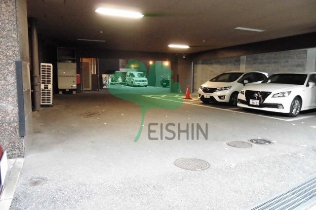 アクタス博多Ｖタワー(アクタス博多ブイタワー)の駐車場