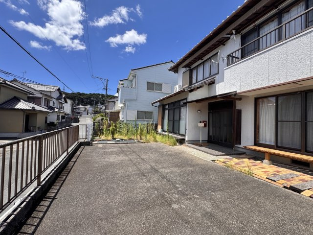 中央区半田山三丁目の展望|陽当たりが良い敷地です。