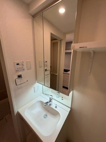 エシッド市谷薬王寺の洗面所