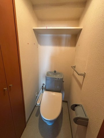 ガラ・ステージ市ヶ谷弐番館のトイレ