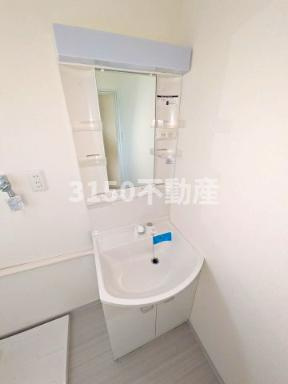 ロイヤルハイツ柳津の洗面所