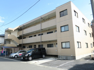 外観（鉄筋コンクリート造3階建て）