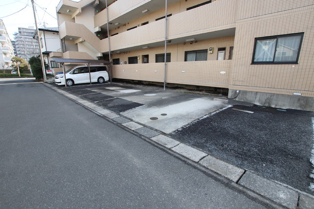 敷地内駐車場※要空確認