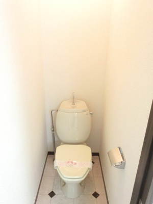 ★リラックスできる独立トイレスペース★