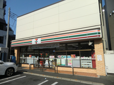 セブン-イレブン 北区田端駅東店まで30ｍ
