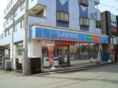 【周辺】 | グランステージＭ | ローソン松戸六実駅前店まで208ｍ