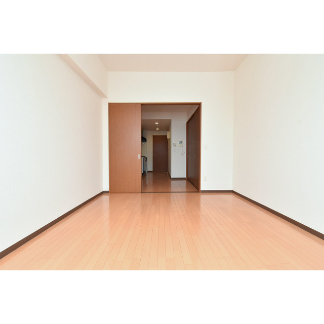 Gramercy Shirakawa Koen
