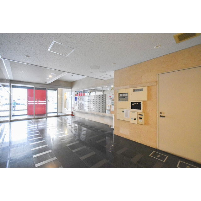 Gramercy Shirakawa Koenの居間・リビング