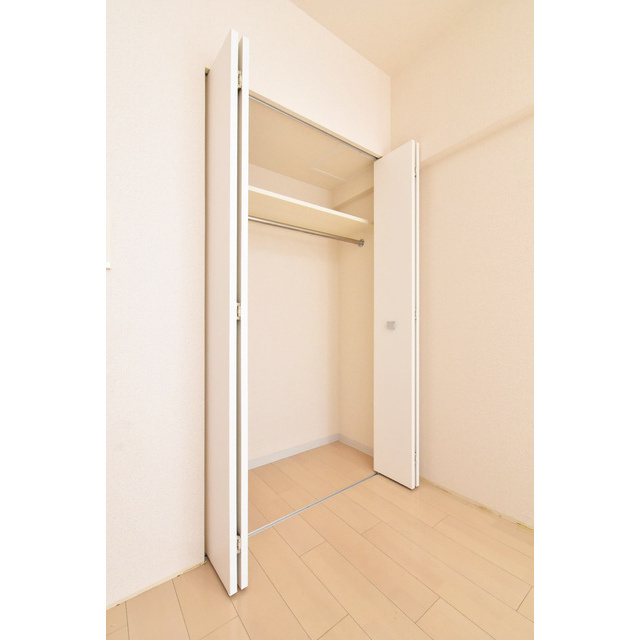 Gramercy Sakaeの収納