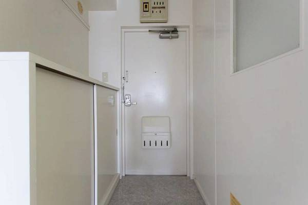 ビレッジハウス成田吾妻タワー1号棟の玄関|ビレッジハウスの同一物件・同一タイプの間取りの写真です