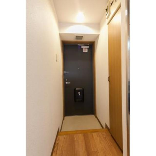 メゾン武蔵野の玄関|※写真は同タイプ住戸です。