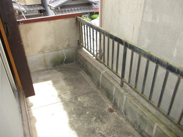 津山邸のバルコニー