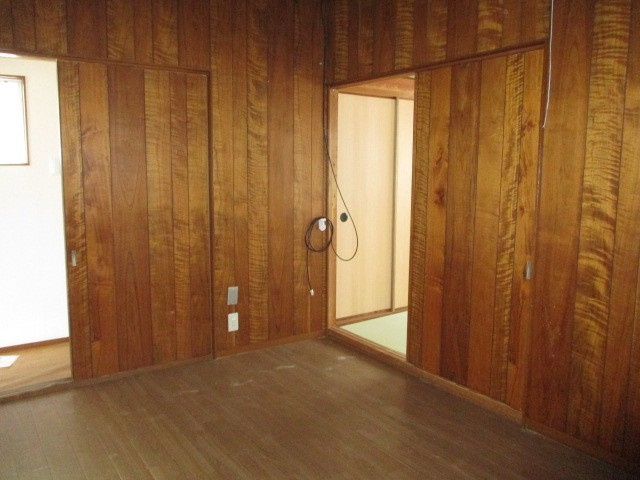 津山邸の寝室