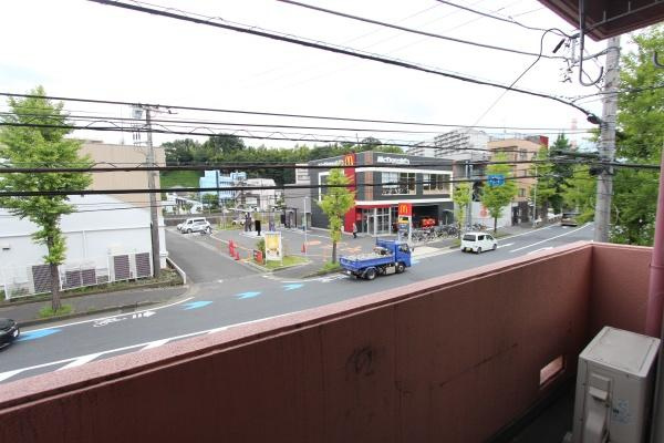 千年大藤ビルのバルコニー