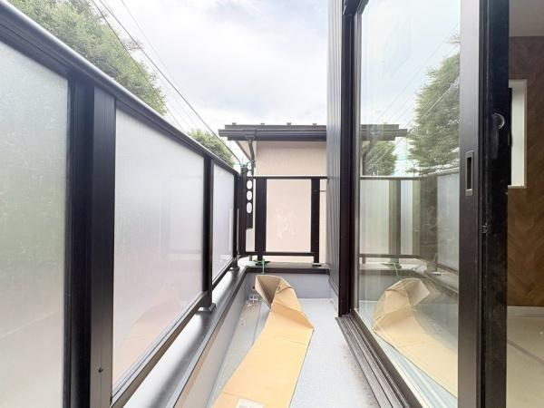 相模原市南区下溝の新築一戸建のバルコニー|２階リビングに面しているバルコニーです！