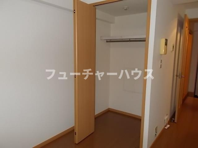 コートライブリーＮⅡの収納