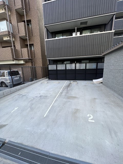 大阪市西淀川区柏里３丁目の賃貸マンションの駐車場