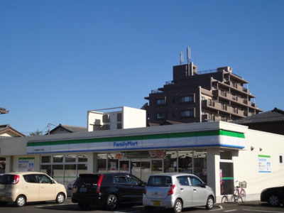 【周辺】 | ソレイユ・Ｙ | ファミリーマート木更津朝日三丁目店まで439ｍ