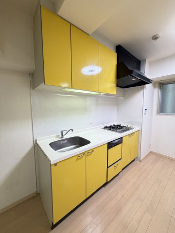 ZEUS桜川プレミアムのキッチン