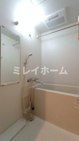 クレイシア西蒲田の浴室