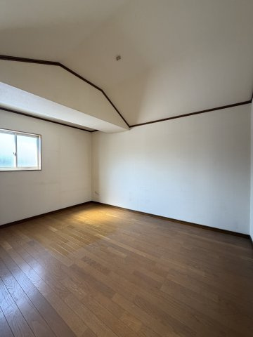 戸建て(須磨区戎町5-3-3)の寝室