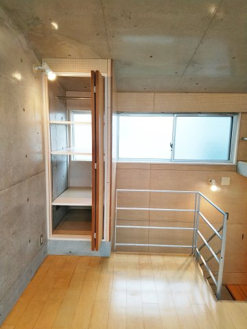藤沢市鵠沼海岸７丁目のテラスの収納
