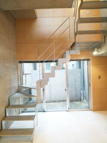 藤沢市鵠沼海岸７丁目のテラスの寝室